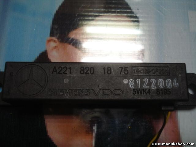 Antennenverstärker Mercedes-Benz W221 SIEMENS VDO A2218201875 A221 820 18 75