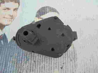 Stellmotor Heizung  BMW E46 E38 E83 X3 6912523 6 912 523 BEHR ECB174 86723