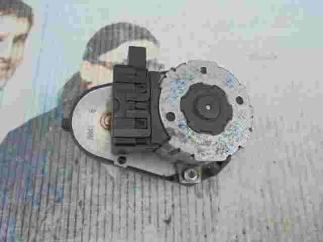 Stellmotor Heizung BMW E39 U2 Valeo 5399533370