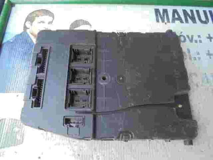 Sicherungskasten Renault Scenic UCH N3 8200351187 SIEMENS S118400330C