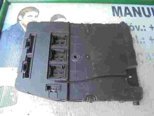 Sicherungskasten Renault Scenic UCH N3 8200351187 SIEMENS S118400330C