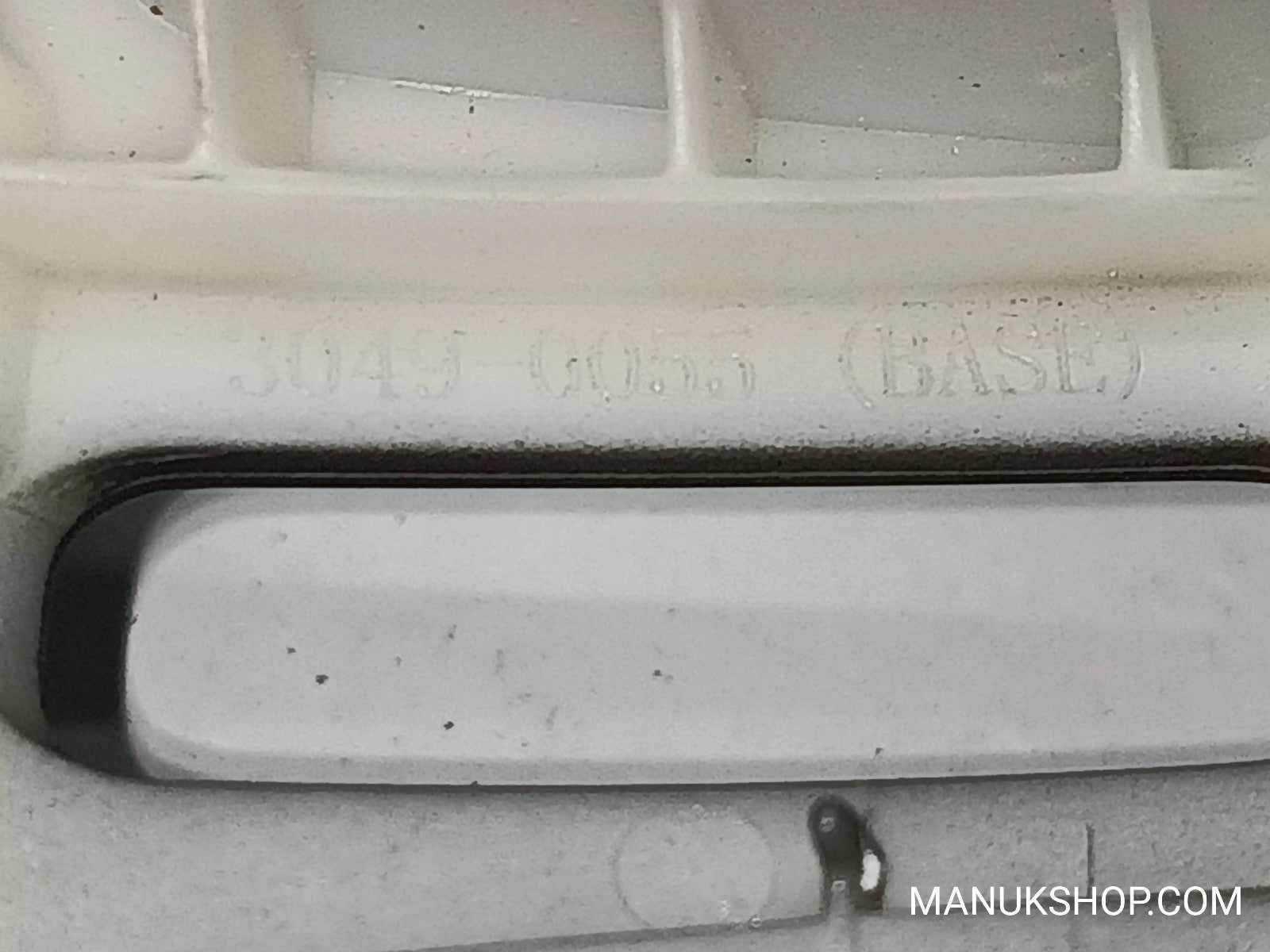 Mittelkonsole Nissan Qashqai J11 30490055 3049-0055