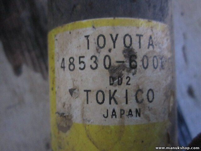 Stoßdämpfer Toyota Land Cruiser Prado 120 4853060060 48530-60060 DD2 TOKICO