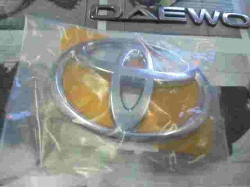 Emblem Toyota Camry Corolla Rav4  9097502071  90975-02071