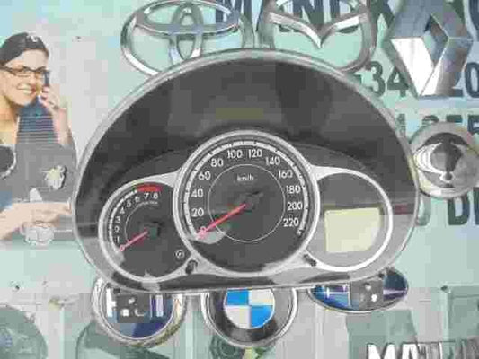 Kombiinstrument Tacho   Mazda 2 DVDP75 DV DP75 D01J55430 D01J55430K9001