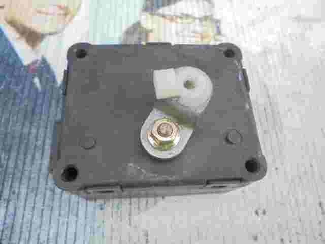 Stellmotor Heizung Mitsubishi Pajero DENSO 0637002982 063700-2982 12V 8L