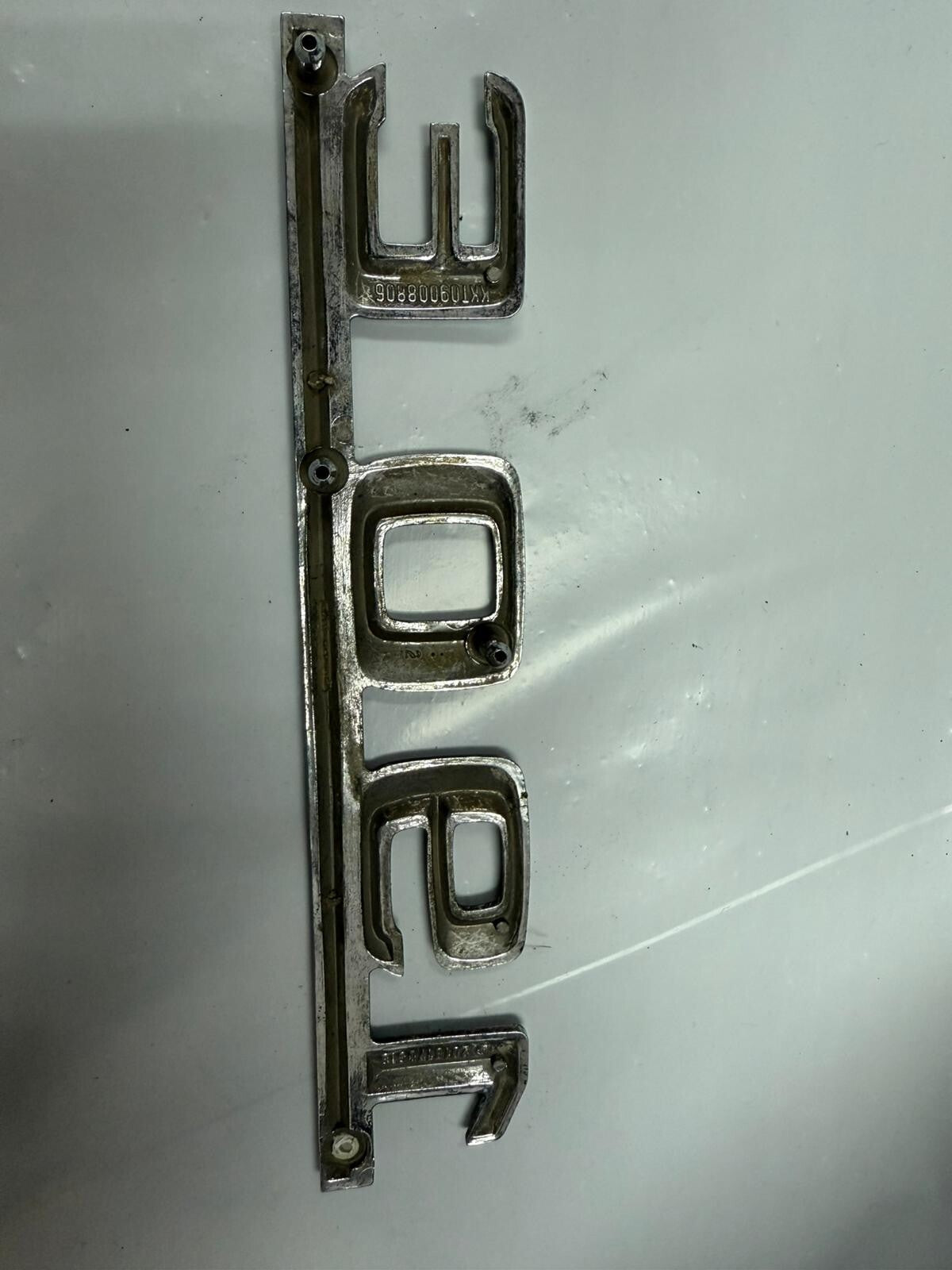 Emblem Mercedes-Benz 190 E 190 W201 18cm. 2018170515 201 817 05 15