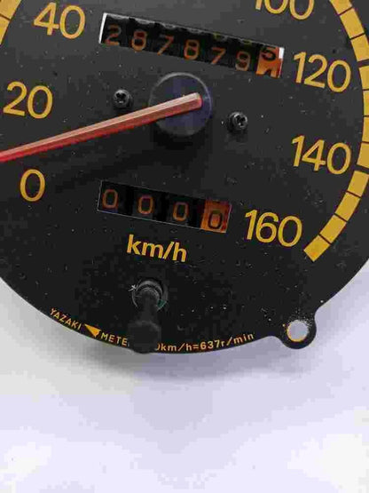 Tachometer Mitsubishi Pajero Montero km/h 287879 MB562048 750693572 750693-572