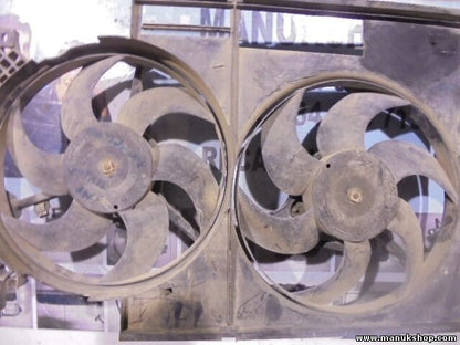 Lüftermotor Kühlerventilator Land Rover 1.8 PGK100520 PGK100530 8240227 PA66GF25