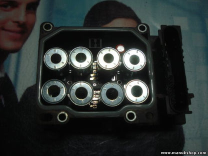 ABS Steuergerät Nissan Primera 0265800334 0 265 800 334 0265231317 38702C0371