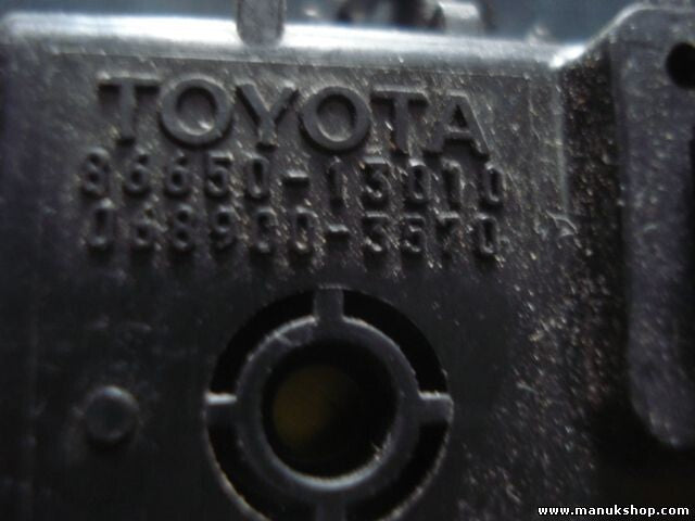 Steuergerät Lichtwarner Toyota Avensis T25 12V Denso 8665013010 0689003570
