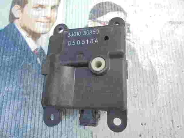 Stellmotor Heizung Nissan X-Trail Teana Murano 3J01030850 3J010 30850 050518A