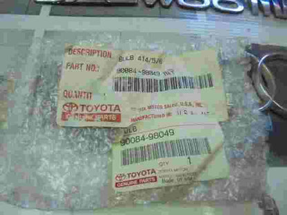 Bulb / Toyota Harrier Tacoma Lexus ES300 RX300 9008498049 90084-98049