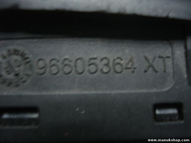 Fensterheber schalter Citroen C2 C3 Peugeot 96605364XT 96605364 XT PA66GF30