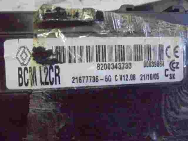 Sicherungskasten  Renault Clio III IV BCM L2CR 8200343733 216777365G 00039884