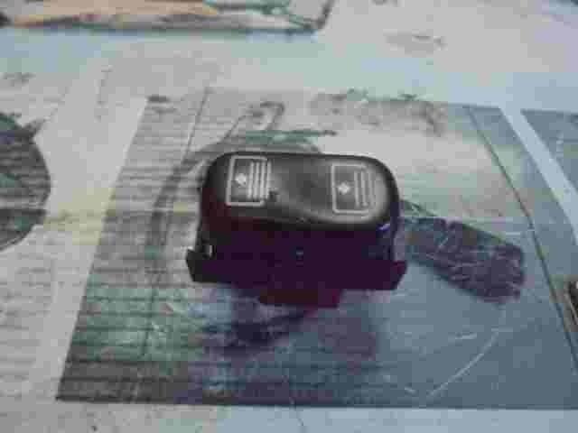 Fensterheber schalter Mercedes-Benz E-Class W202 W208 W210 C CLK 2108202710 KZ