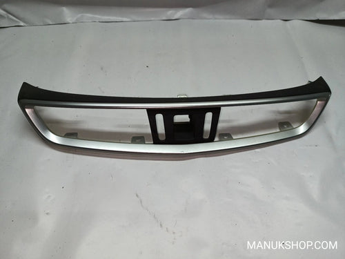 Mittelkonsole Nissan Qashqai J11 30490055 3049-0055