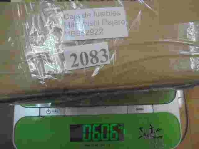 Sicherungskasten Mitsubishi Pajero 2500 TD GL MB852922