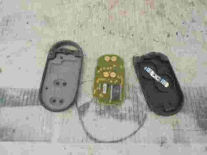 Funkfernbedienung Schlüssel Gehäuse Nissan Serena Vanette 946801F