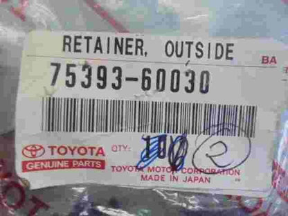 Retainer Outside  Toyota Land Cruiser 120 / 150 Prado 7539360030 75393-60030