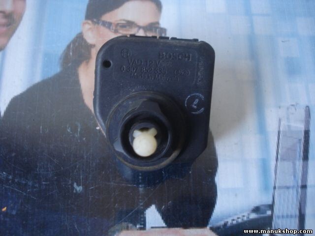 Stellmotor Scheinwerfer LWR Leuchtweitenregulierung Vectra B BOSCH 0307852335