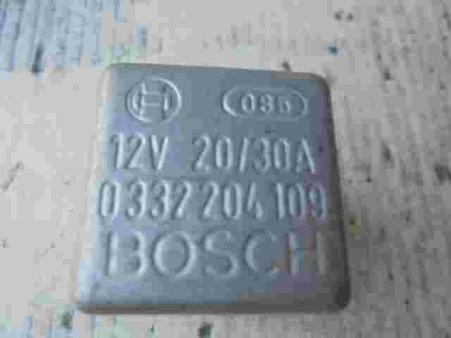 Relais ABS Saab 900/ 9000 Porsche 924 BOSCH 0332204109 8533176 12V 20/30A