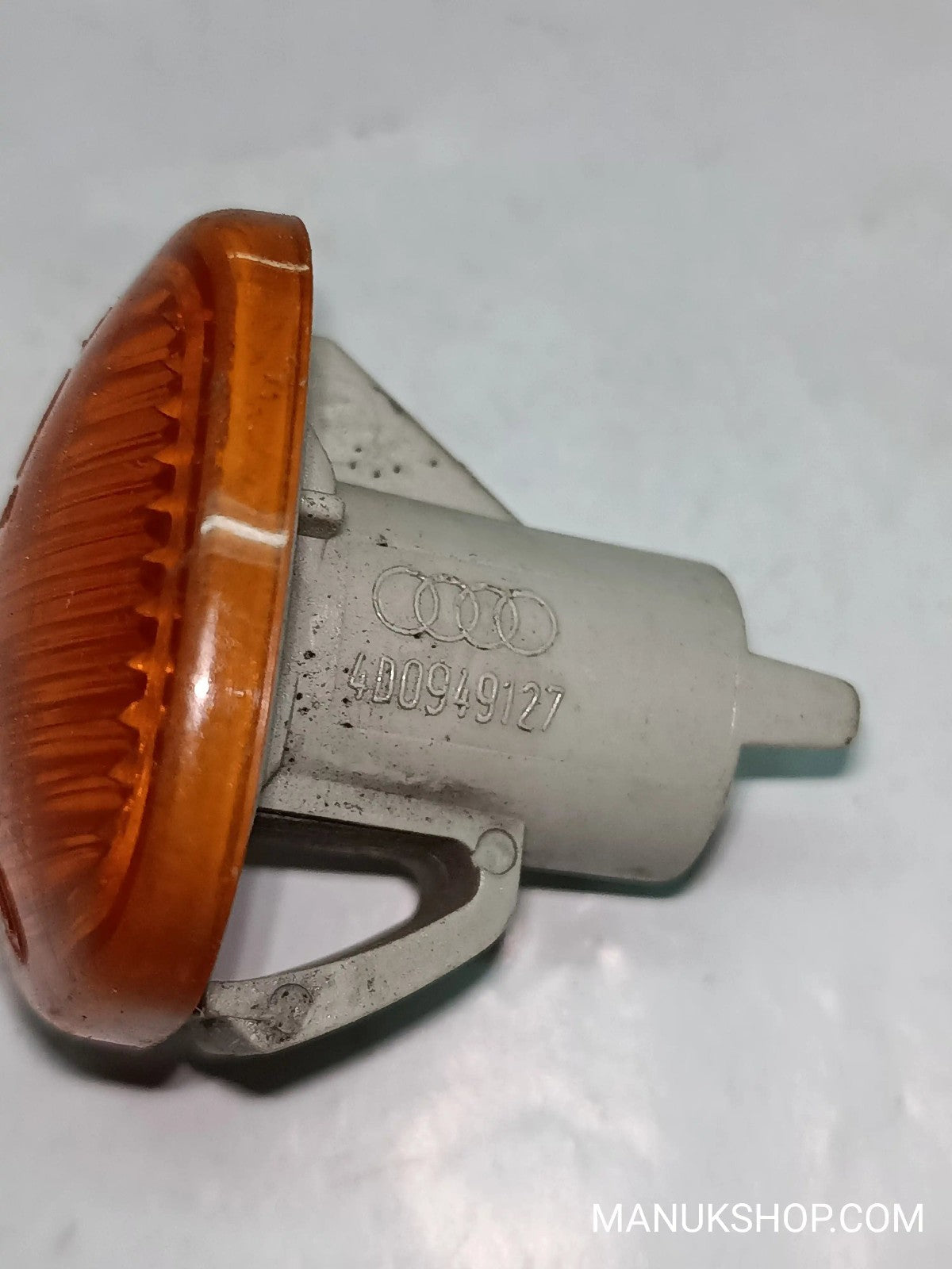 Seitenblinker Blinker Kotflügel rechts links Audi A4 B5 Skoda Octavia 4D0949127