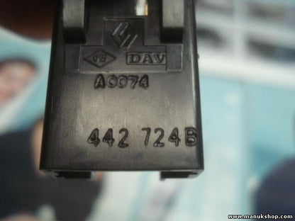 Warnblinkschalter Renault Laguna Trafic II Master II 8200442724 DAV 442724B
