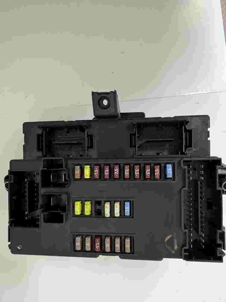 Sicherungskasten Iveco Daily 5801815660 Y503440590113 CE0678 BCMS201.02 XSZ2P66P