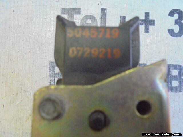 Stellmotor Zentralverriegelung Tür vorne rechts Jeep Cherokee XJ 2.5 TD 5045719