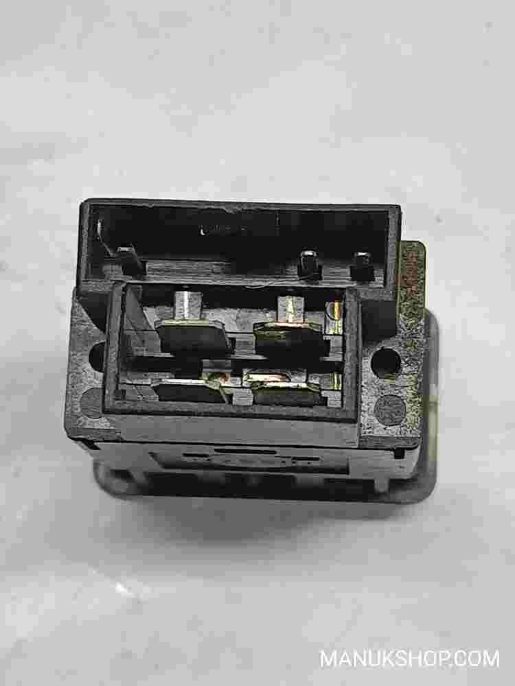 Schalter Klimaanlage  Nissan 100 NX 2 Niles 071T