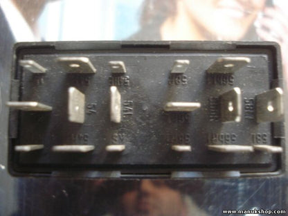 Bremslichtkontrolle Relais Audi A3 A4 A6 4B0919471 4BO919471 HELLA 5KG00656804