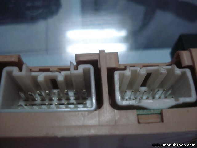 Sicherungskasten Mazda A1001-X62 A1001X62 FA404 GY001C6T