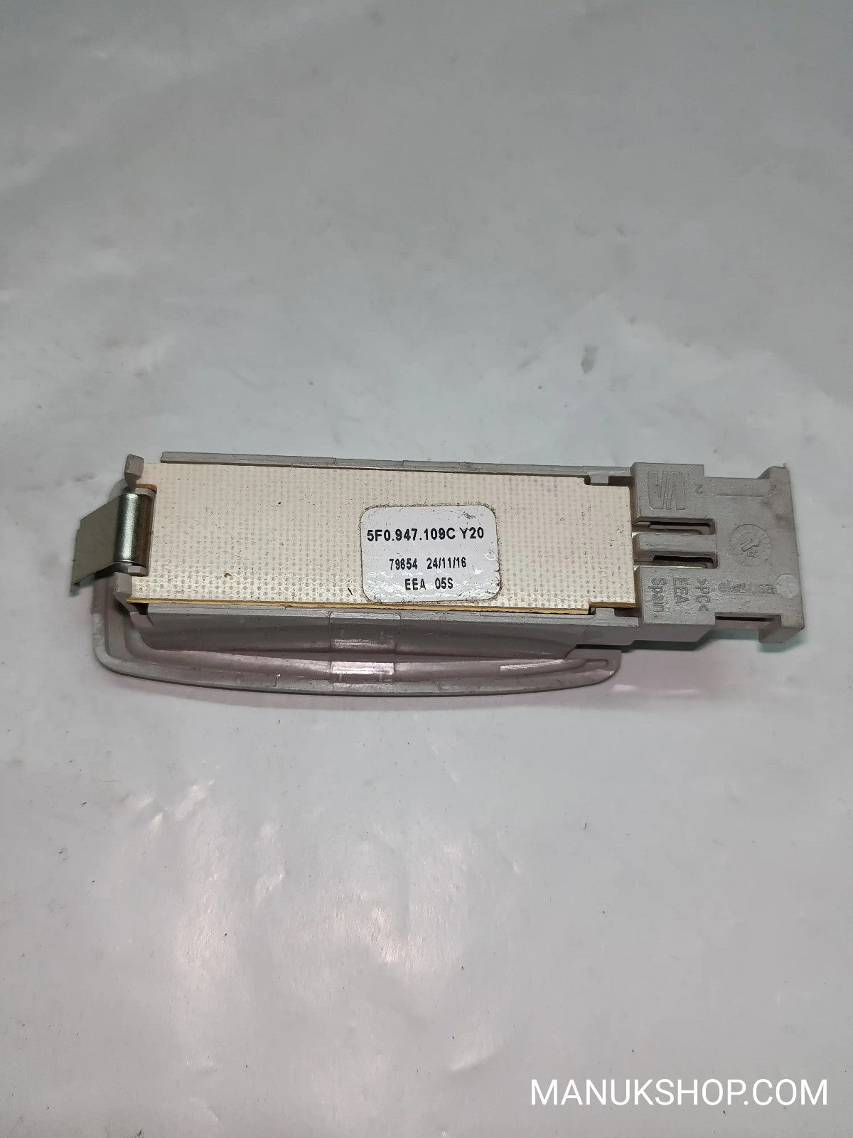 Innenleuchte VW Volkswagen Tiguan Golf  5F0947109C Y20 5F0.947.109C Y20