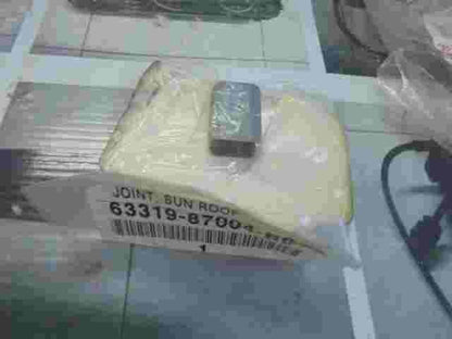 Joint Sunroof  Toyota 6331987004B0 63319-87004-B0