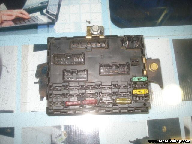 Sicherungskasten Lancia Y 840 Fiat Punto 176 Barchetta 46412170 A223 PP-T25 P5