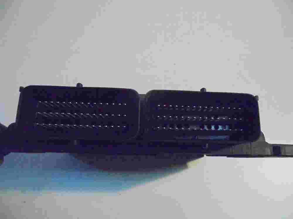 Motorsteuergerät Renault Megane Scenic 8200150538 HOM7700105954 R04010029I