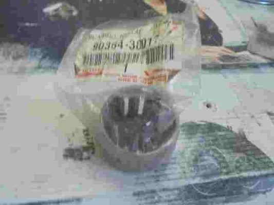 Bearing Needle Roller /Toyota Land Cruiser 80 9036438017 90364-38017