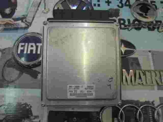 Motorsteuergerät Ford Focus FAHA 3M5112A650LC 28009672 R0411C004P FAHAA42590059