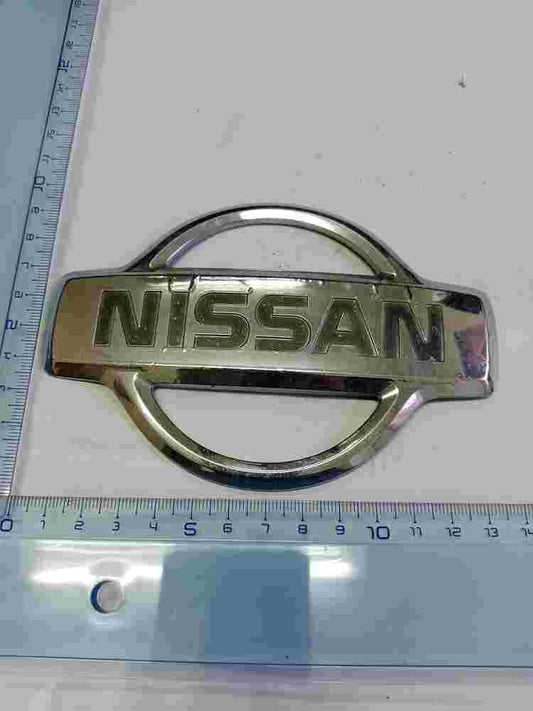 Emblem  Nissan Almera 628904M500 62890-4M500 13cm.