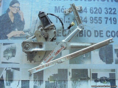 Fensterheber motor hinten rechts SsangYong Musso 8810005100 88100 05100