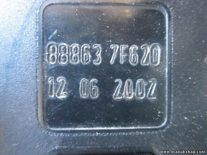 Gurtschloss Gurtschnapper hinten links Nissan Ford  88863-7F620 888637F620