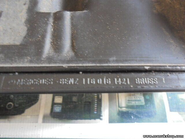 Ventildeckel fur motor Mercedes-Benz W126 C126 R1170160705 1160161421