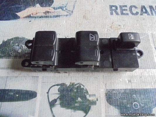 Fensterheber schalter Nissan Qashqai 2.0 4WD J10 25401BB65B 25401 BB65B 2824 4D