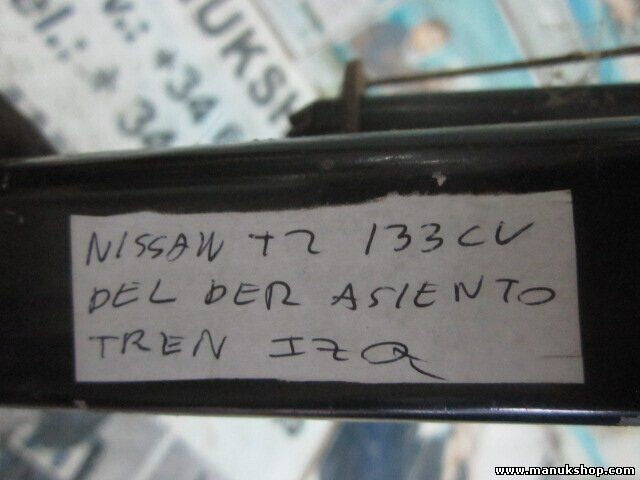 Sitzschiene Sitz Schiene Führung recht seite links Nissan Terrano T2 R20 Ford