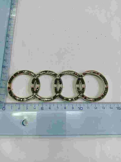 Emblem   Audi A8 80 90 B3 B4 100 C4 Q7 4L 13.cm