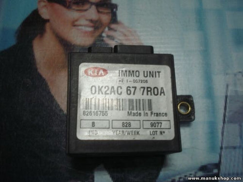 Steuergerät Wegfahrsperre Alarmmodul Kia Sephia Shuma 0K2AC677R0A OK2AC677R0A