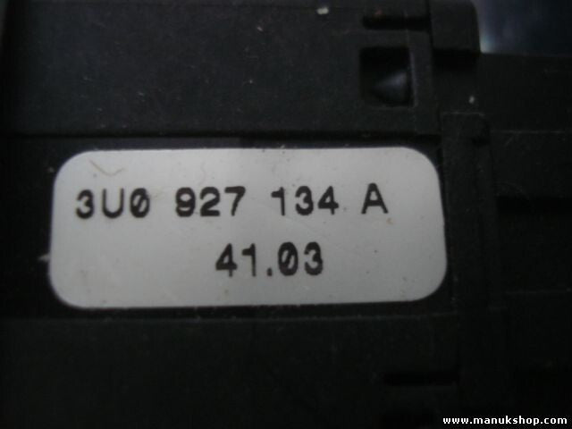 Schalter Skoda Superb ESP 3U0927134A 3U0 927 134 A