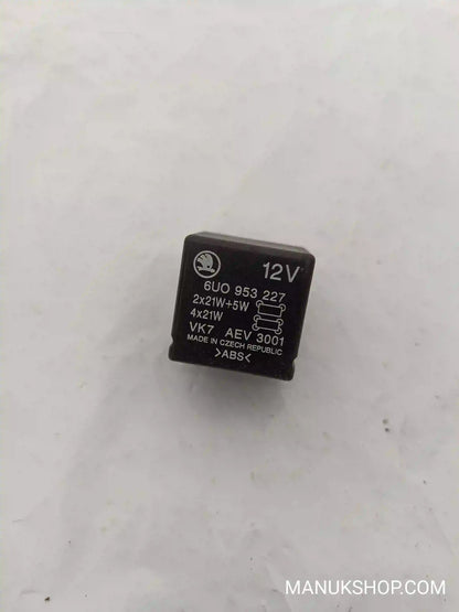 Blinker relais Skoda Felicia 6UO953227 6UO 953 227 6U0953227 6U0 953 227