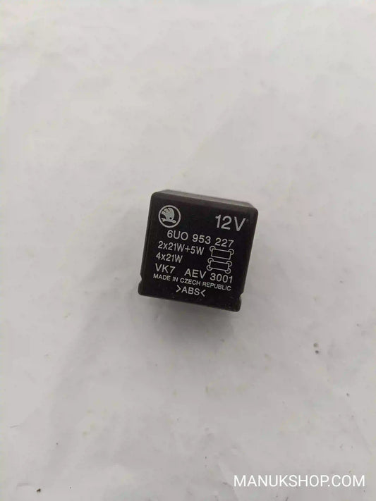 Blinker relais Skoda Felicia 6UO953227 6UO 953 227 6U0953227 6U0 953 227